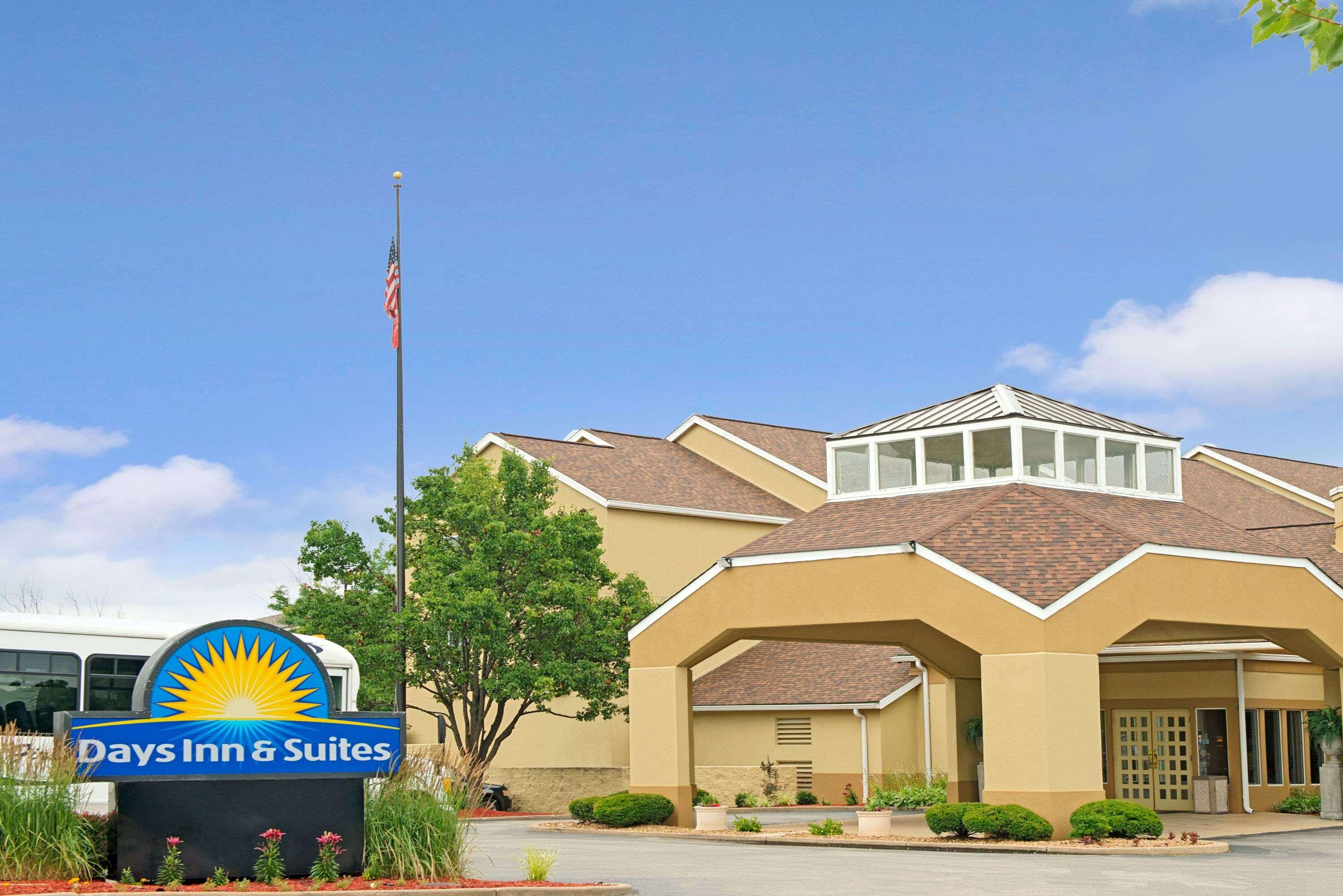 Days Inn By Wyndham St. Louis/Westport Mo Maryland Heights Exterior foto